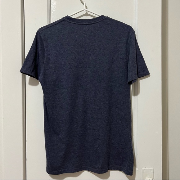 3/$20 ✨ NHL Toronto Maple Leafs Salt and Pepper Blue T-Shirt - Picture 2 of 5